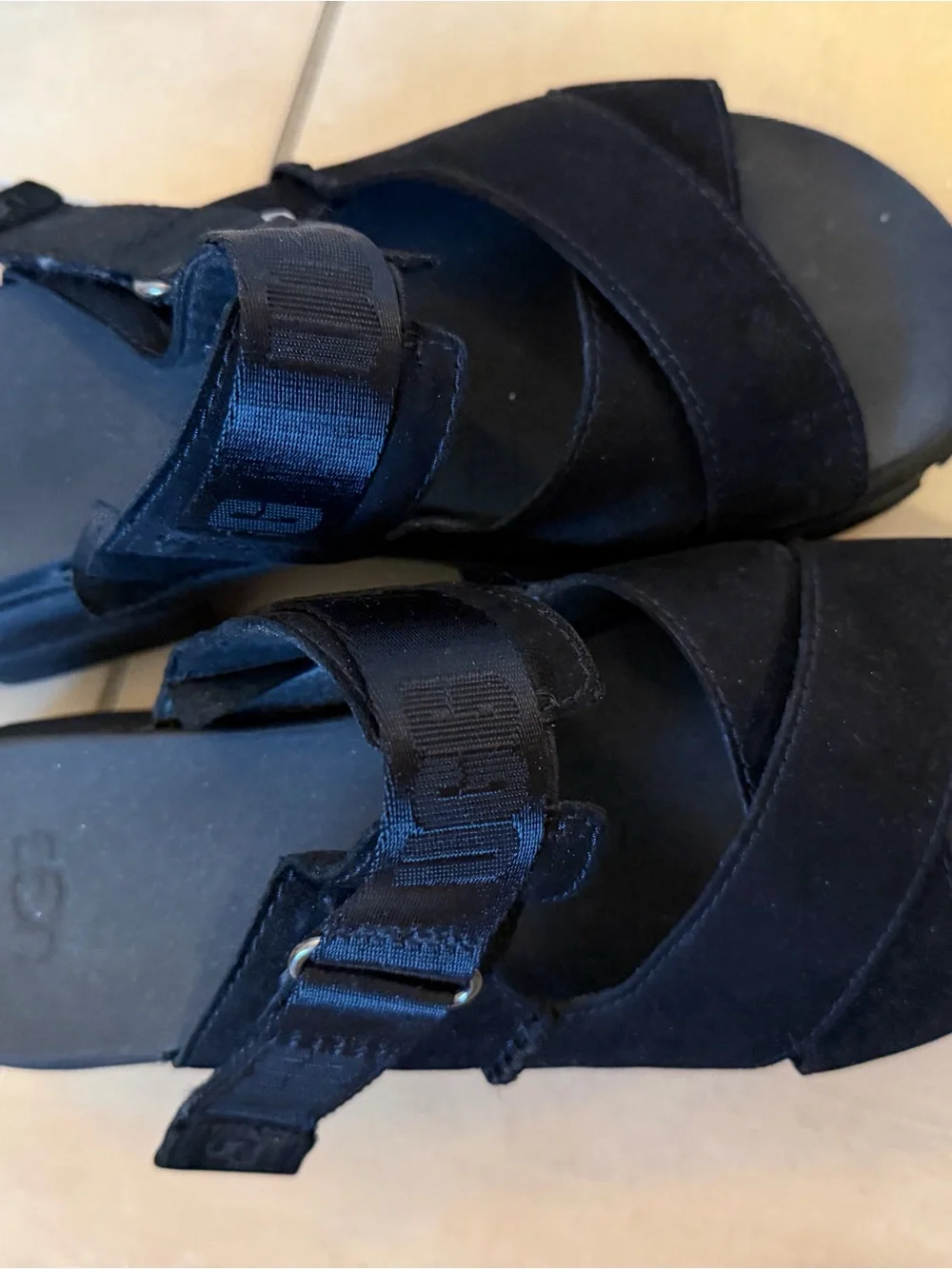 UGG chunky platform